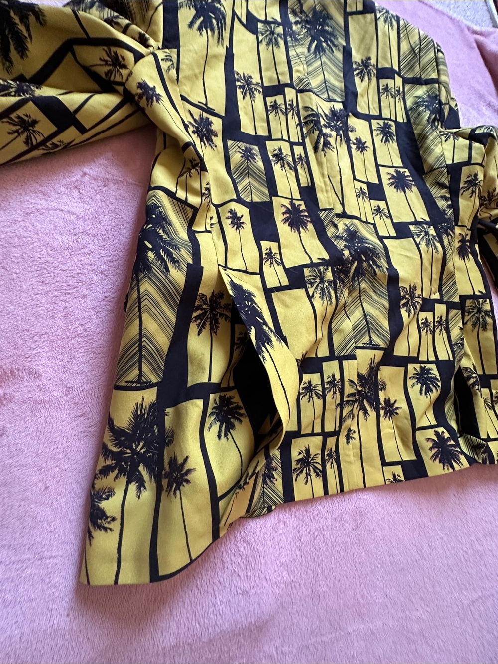 Versace Black and Yellow Palm-Print Blazer - Picture 14 of 16